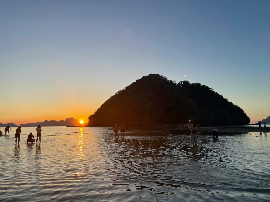 Early light over the shoreline and coastal cliffs at El Nido, Palawan, Philippines